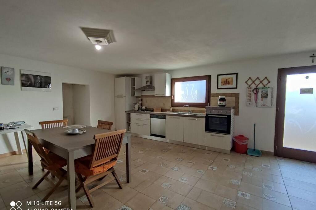 지마르도 Casa Relax In Periferia Con Ingresso E Parcheggio Privato. 아파트 외부 사진